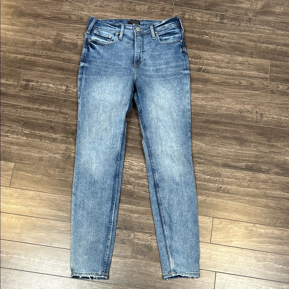 Silver Jeans Women’s Size M Infinite Fit Blue Denim Pants Cotton Blend‎